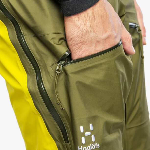 Original Pantaloni schi tura barbati Haglofs Vassi Touring GTX Pant - olive green/aurora