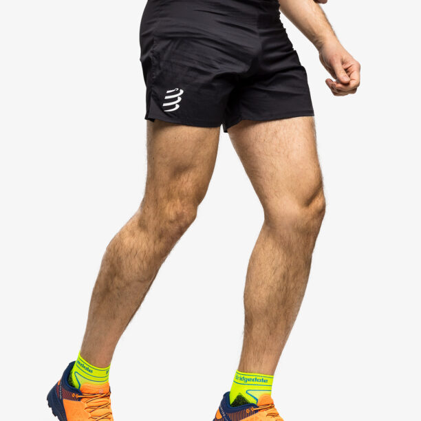 Preţ Pantaloni scurti alergare Compressport Performance Short - black