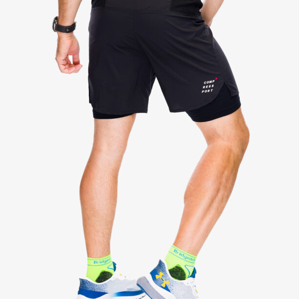 Preţ Pantaloni scurti alergare Compressport Trail Racing 2-in-1 Short - black