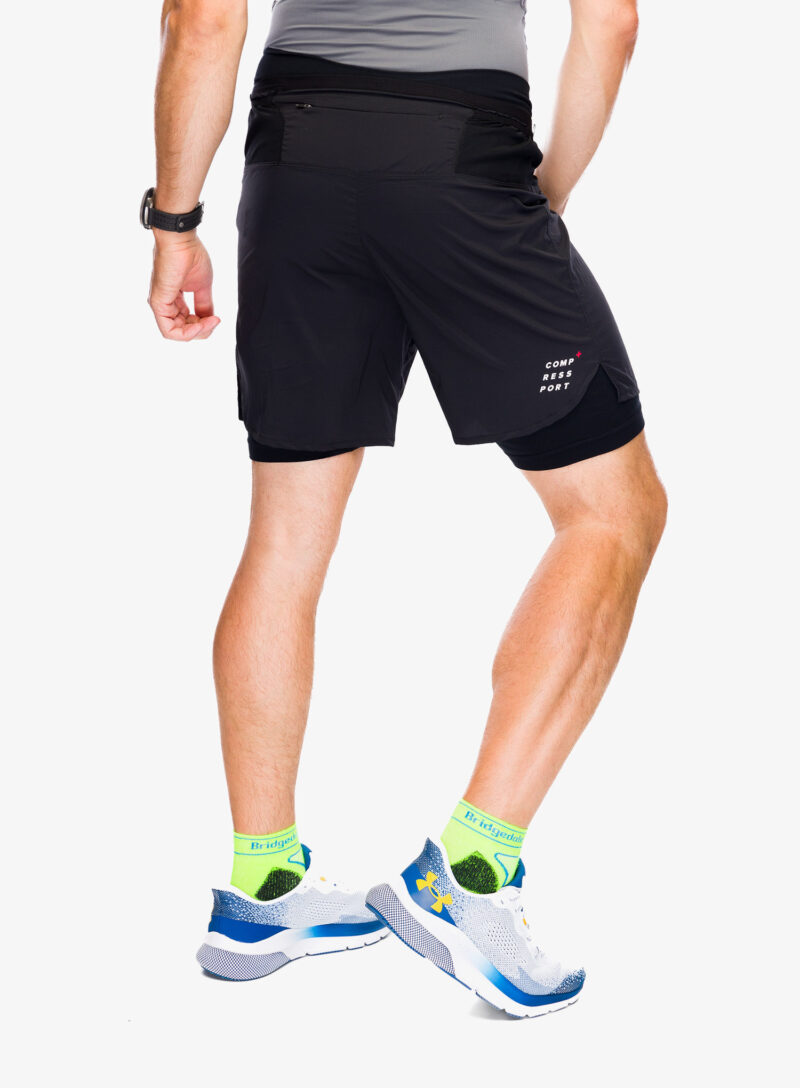 Preţ Pantaloni scurti alergare Compressport Trail Racing 2-in-1 Short - black