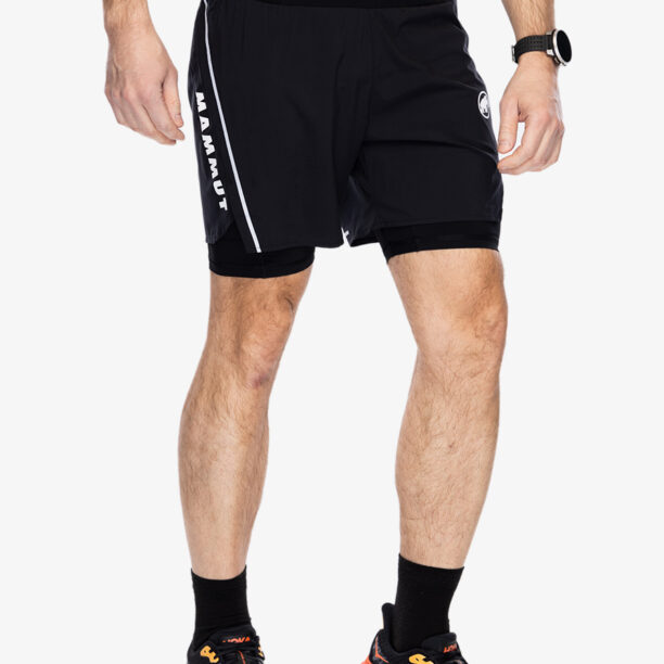 Cumpăra Pantaloni scurti alergare Mammut Aenergy TR 2 in 1 Shorts - black