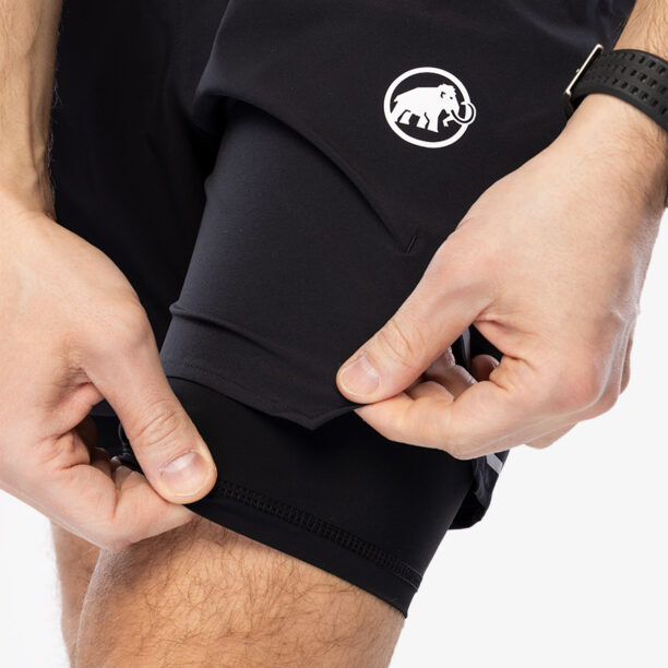 Original Pantaloni scurti alergare Mammut Aenergy TR 2 in 1 Shorts - black