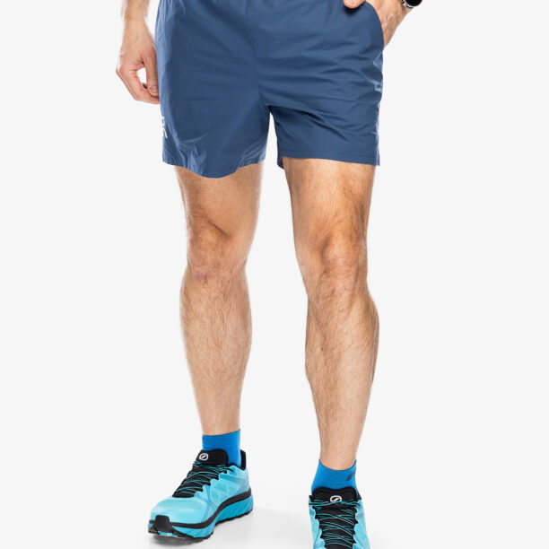 Pantaloni scurti alergare On Running Essential Shorts - navy