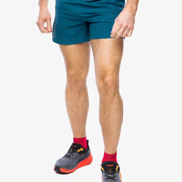 Cumpăra Pantaloni scurti alergare Salomon Cross 5 Shorts - deep dive