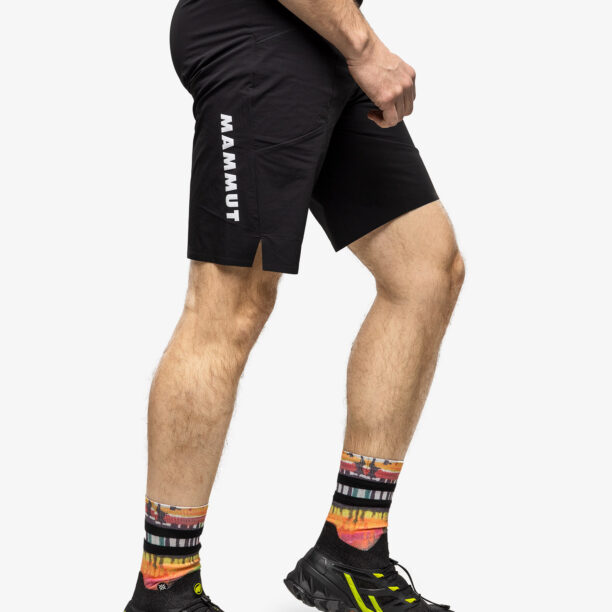 Cumpăra Pantaloni scurti barbati Mammut Aenergy Light SO Shorts - black