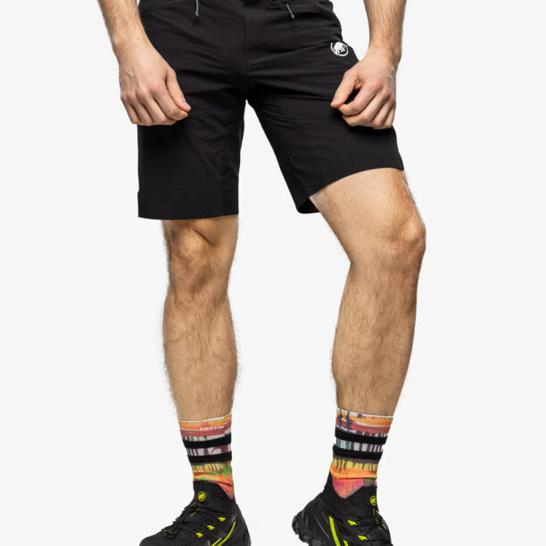 Preţ Pantaloni scurti barbati Mammut Aenergy Light SO Shorts - black