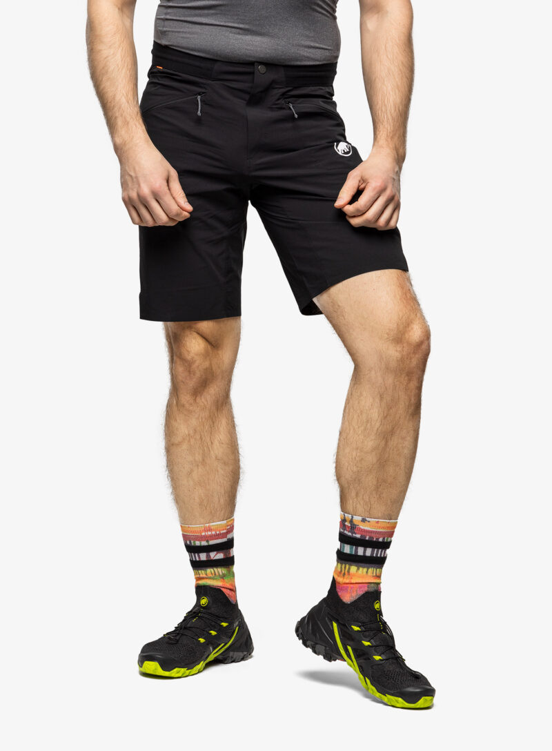 Preţ Pantaloni scurti barbati Mammut Aenergy Light SO Shorts - black