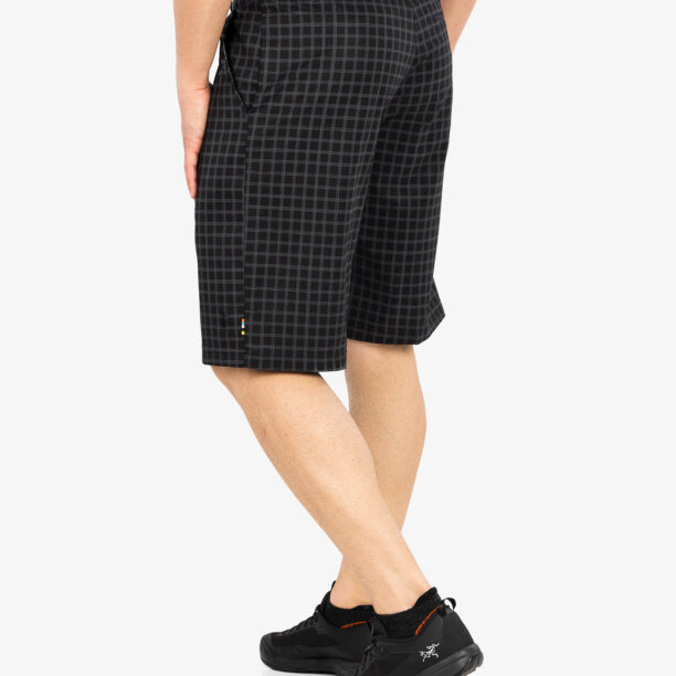 Pantaloni scurti drumetie Smartwool 10'' Short - black plaid print preţ