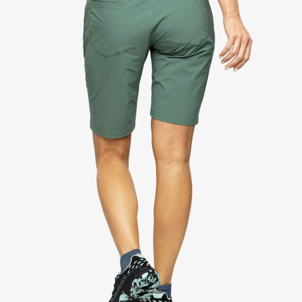 Pantaloni scurti drumetie femei Mammut Runbold Shorts - dark jade preţ