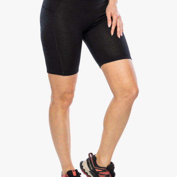 Cumpăra Pantaloni scurti femei Icebreaker Merino 260 Fastray II 8 High Rise Shorts - black