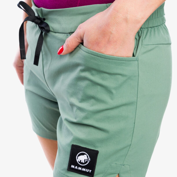 Preţ Pantaloni scurti femei Mammut Massone Light Shorts - dark jade