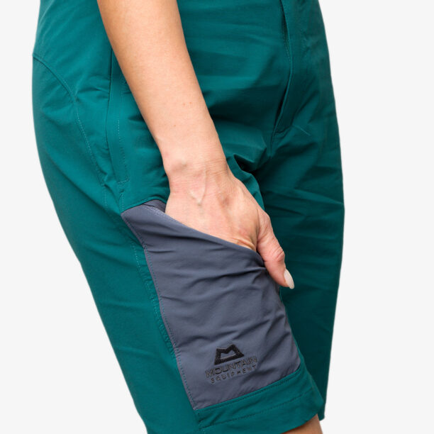 Original Pantaloni scurti femei Mountain Equipment Comici Short - deep teal/ombre