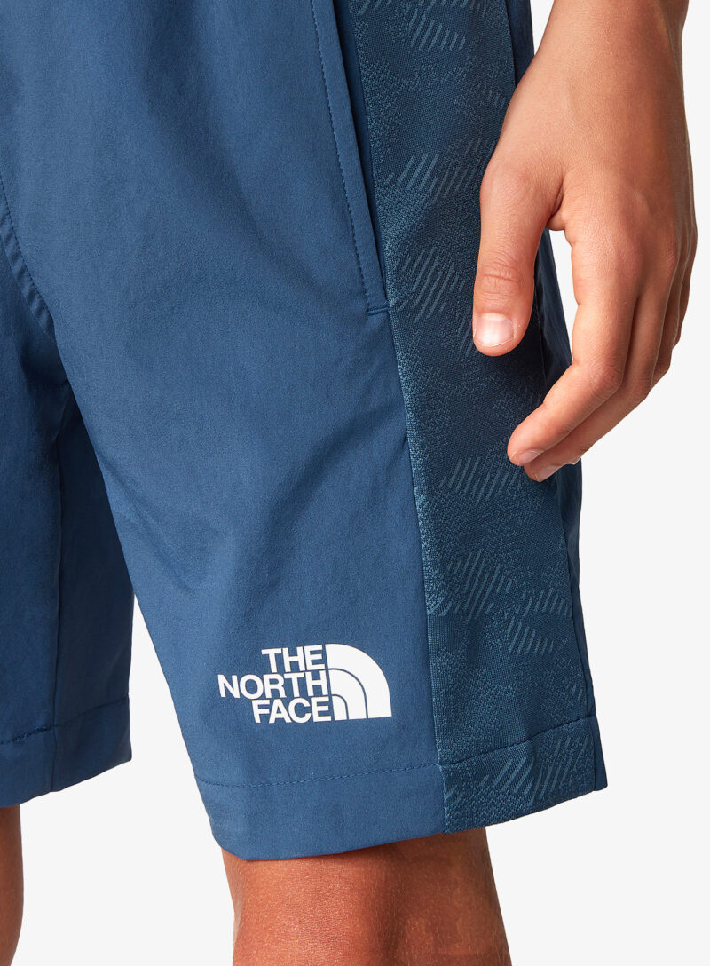 Preţ Pantaloni scurți pentru băieți The North Face Boy's Mountain Athletics Shorts - shady blue