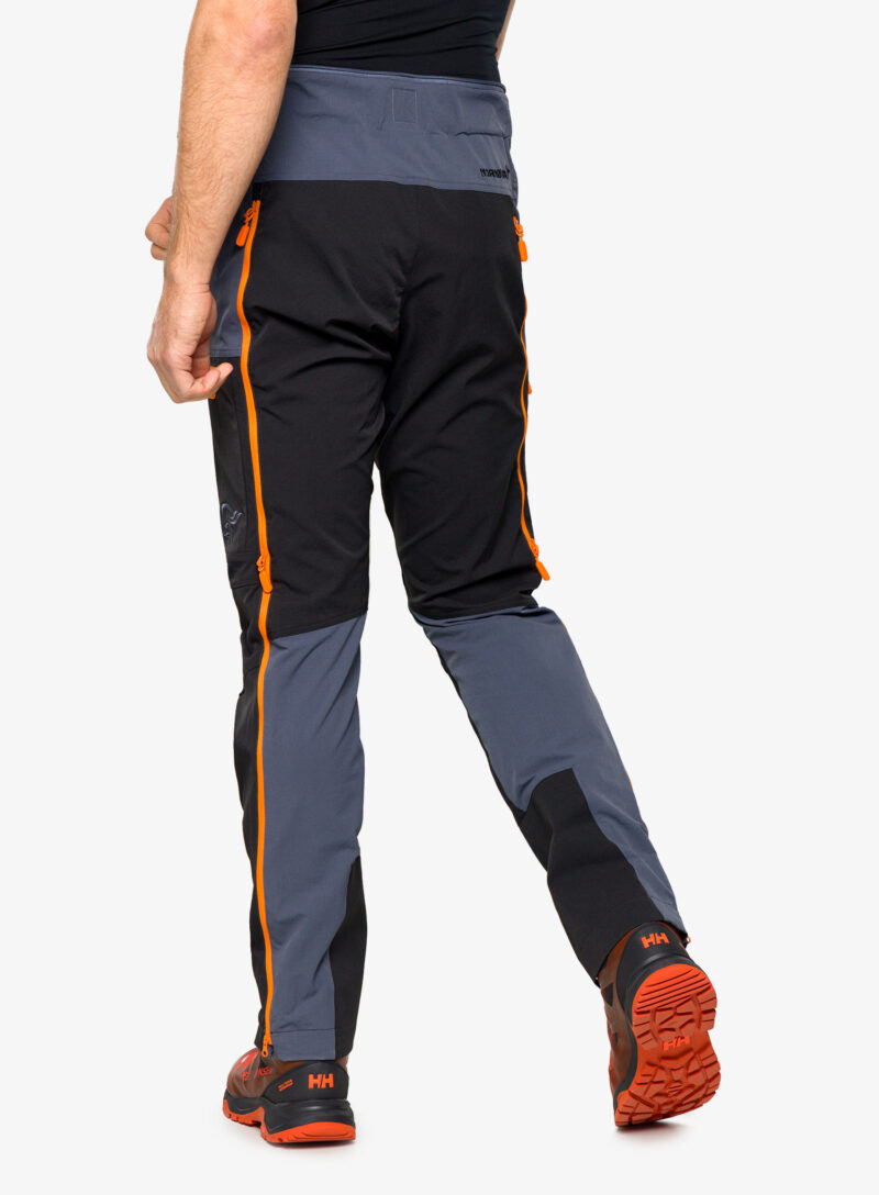 Pantaloni softshell Norrona Trollveggen Flex1 Pants - cool black/orange popsicle preţ