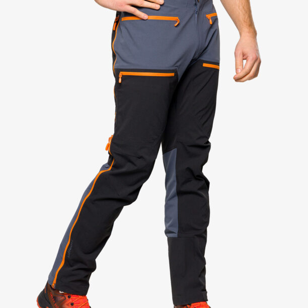 Original Pantaloni softshell Norrona Trollveggen Flex1 Pants - cool black/orange popsicle