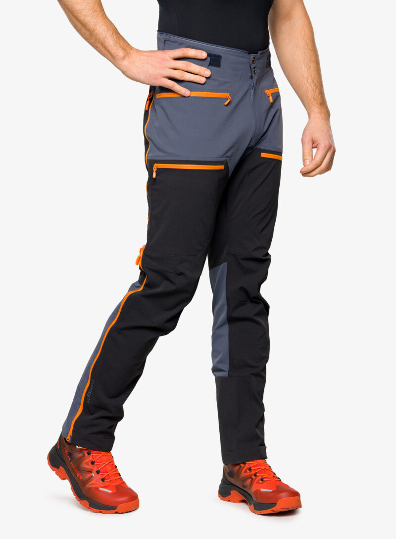 Original Pantaloni softshell Norrona Trollveggen Flex1 Pants - cool black/orange popsicle