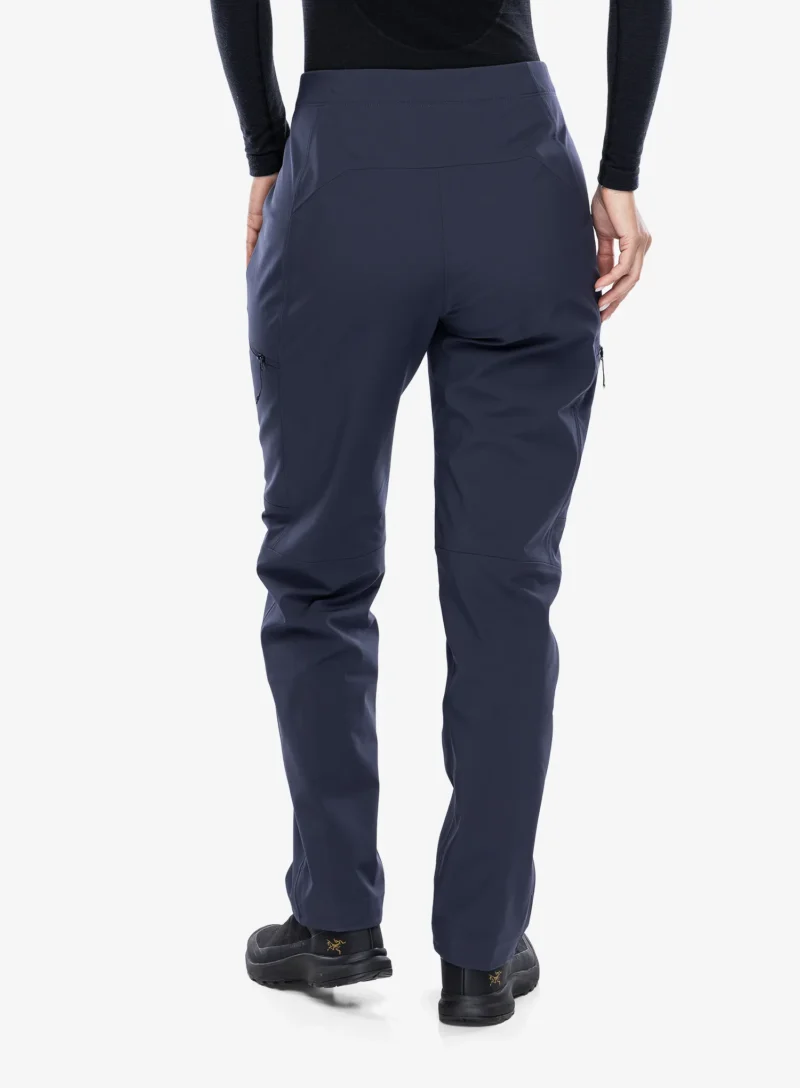 Pantaloni softshell femei Arcteryx Gamma MX Pant - black sapphire preţ