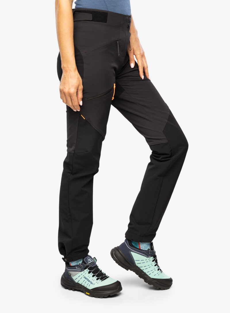 Cumpăra Pantaloni softshell femei Mammut Courmayeur SO Pants - black