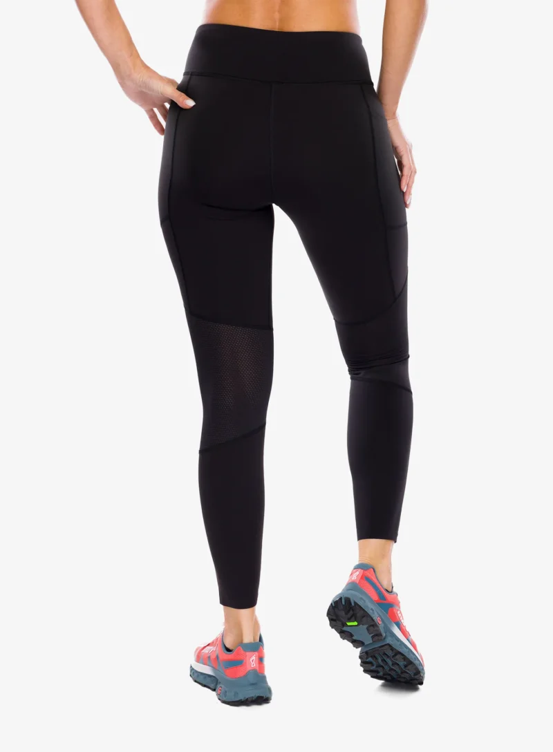 Pantaloni strâmți de damă Patagonia Endless Run 7/8 Tights - black preţ