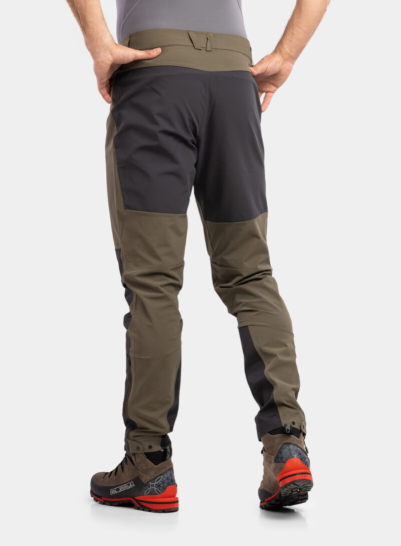 Pantaloni trekking BlackYak Aceh Pants - ivy green preţ