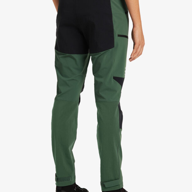 Pantaloni trekking barbati Haglofs Mid Slim Pant - fjell green/true black preţ