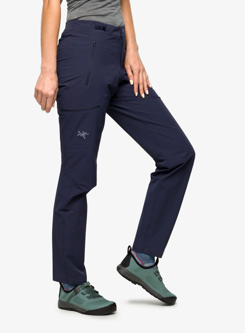 Cumpăra Pantaloni trekking femei Arcteryx Gamma SL Pant - blk sapphire