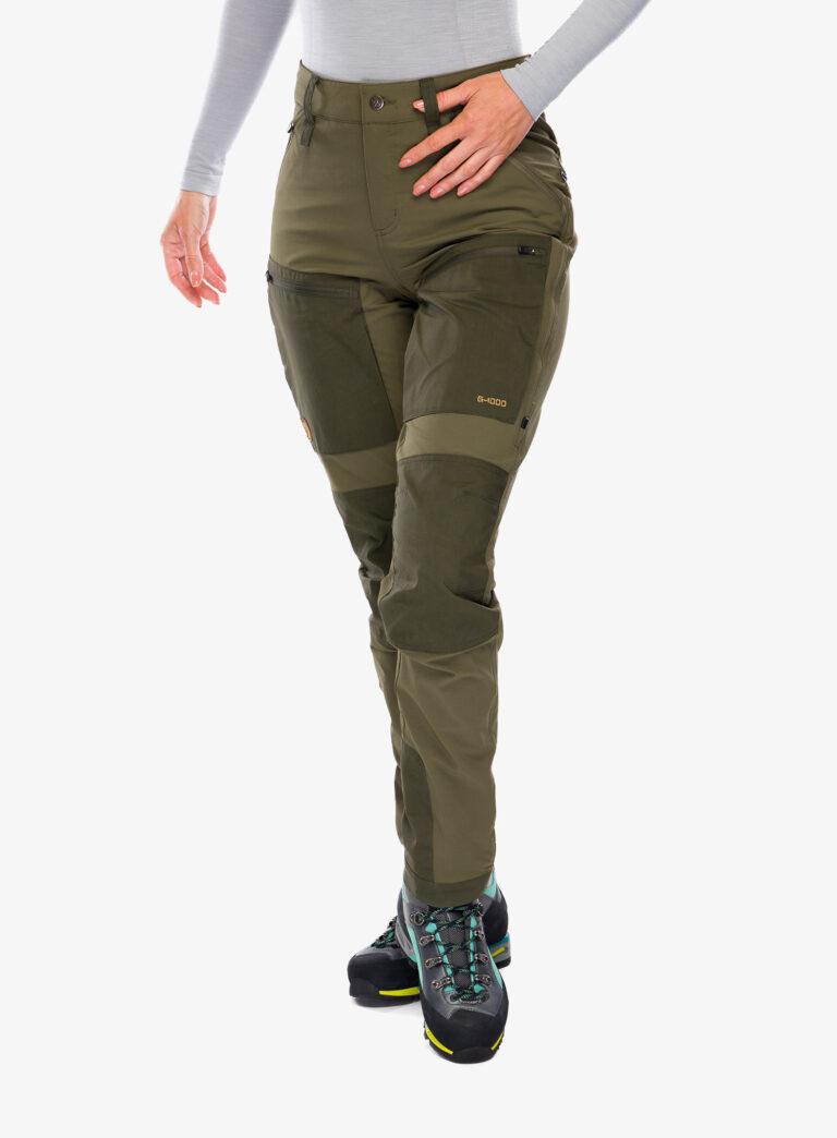 Cumpăra Pantaloni trekking femei Fjallraven Keb Agile Trousers - laurel green/deep forest