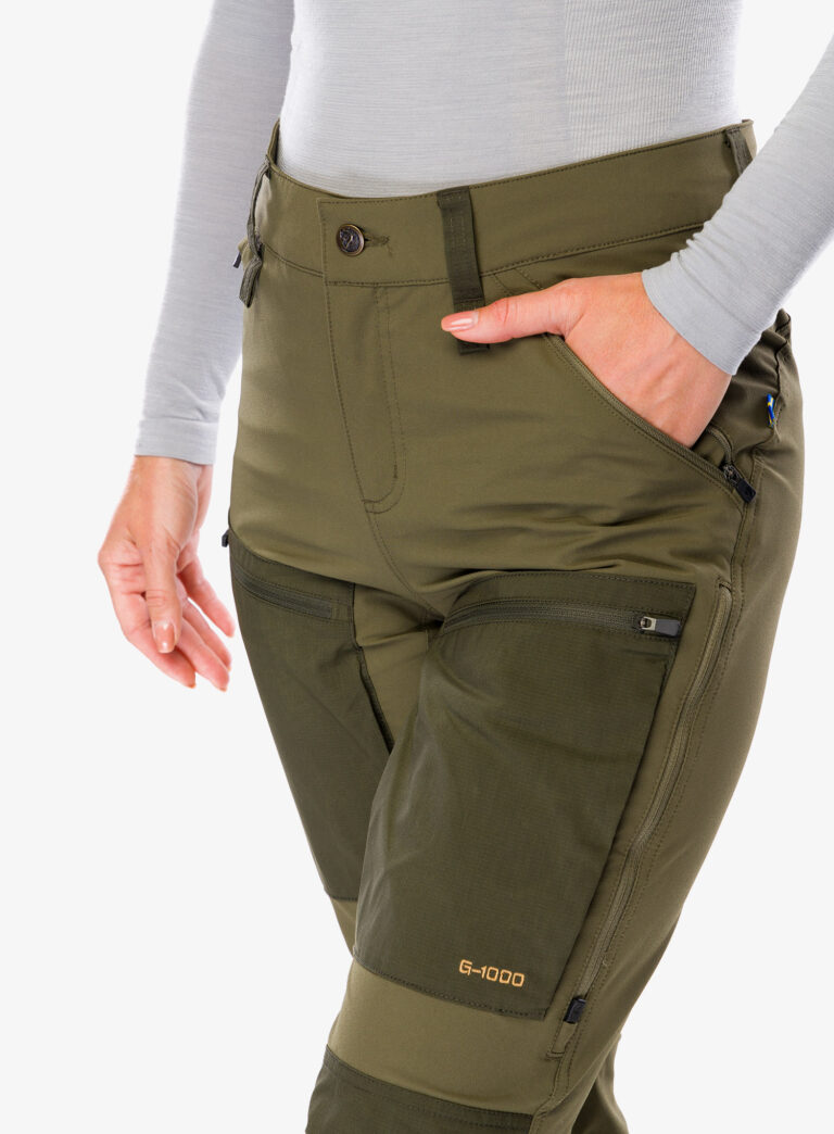 Original Pantaloni trekking femei Fjallraven Keb Agile Trousers - laurel green/deep forest