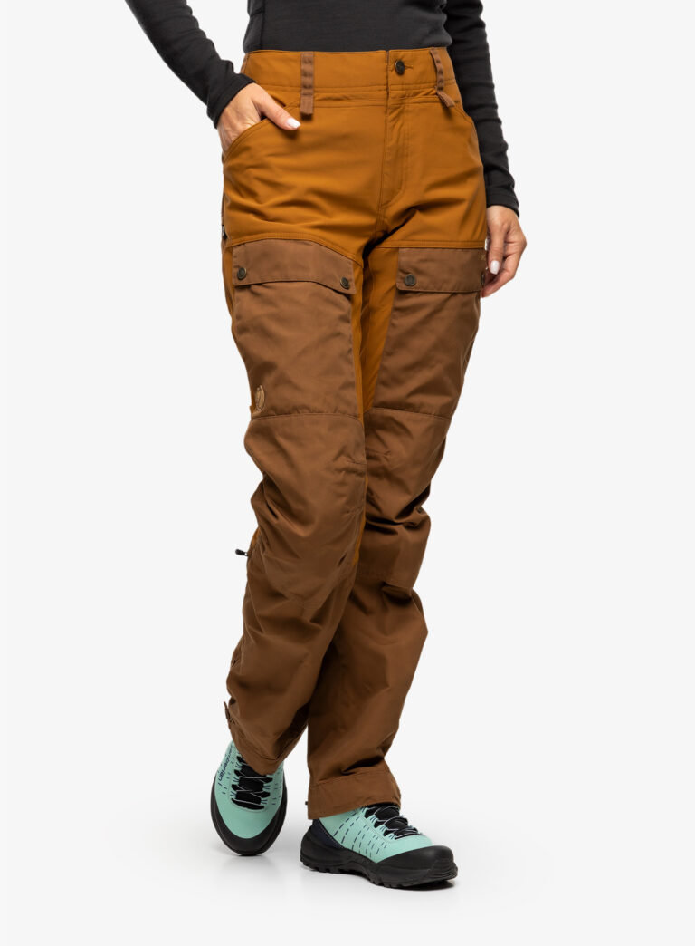 Cumpăra Pantaloni trekking femei Fjallraven Keb Trousers - brown/chestnut