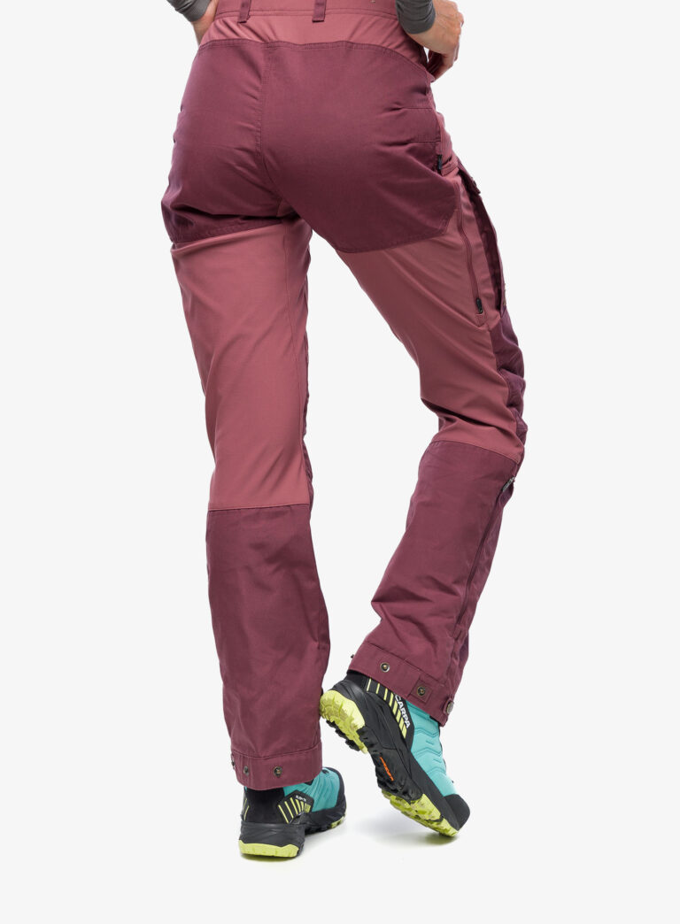 Pantaloni trekking femei Fjallraven Keb Trousers - port/mesa purple preţ