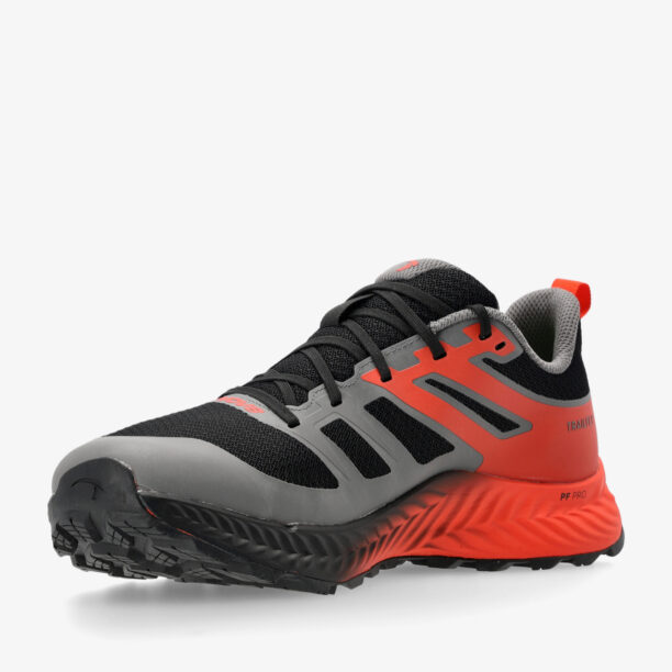 Preţ Pantofi alergare barbati Inov-8 TrailFly Standard - black/fiery red/dark grey