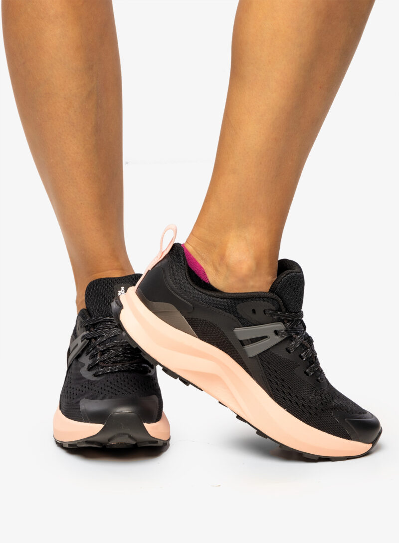 Cumpăra Pantofi drumetie femei The North Face Hypnum - black/rose gold