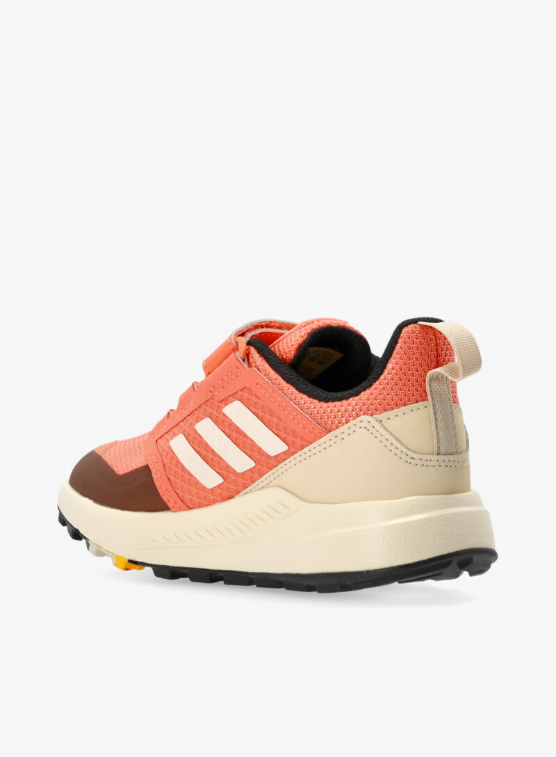 Preţ Pantofi fete adidas TERREX Trailmaker - coral/white/gold