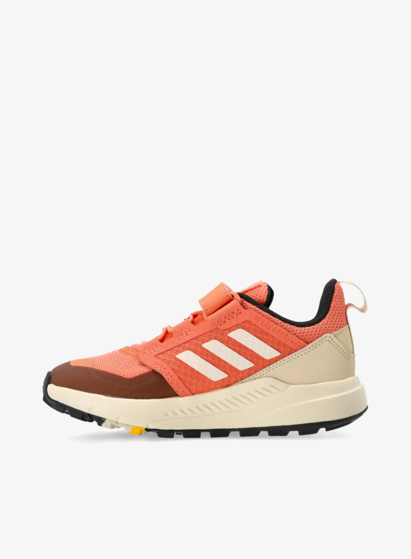 Original Pantofi fete adidas TERREX Trailmaker - coral/white/gold