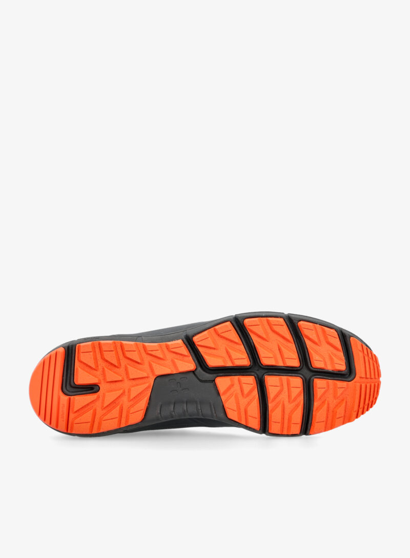 Pantofi outdoor barbati Haglofs L.I.M Low Proof Eco - magnetite/flame orange preţ