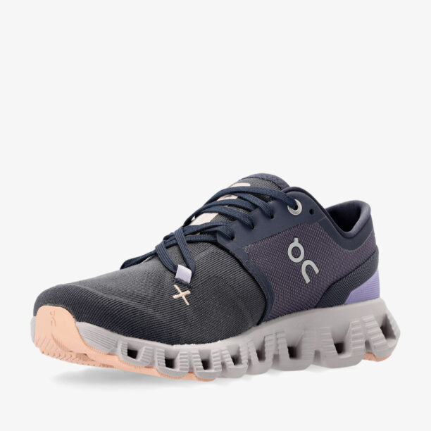 Preţ Pantofi outdoor femei On Running Cloud X 3 - iron/fade