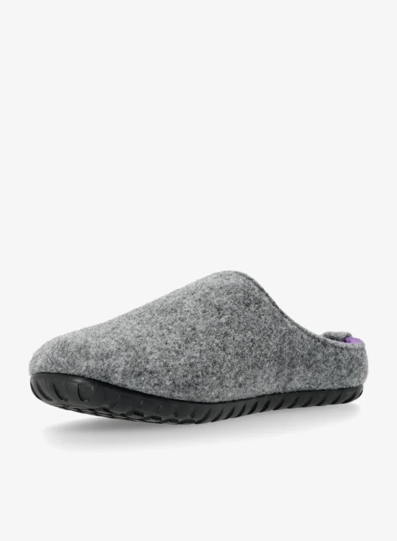 Preţ Papuci de casă Gumbies Outback - grey/purple