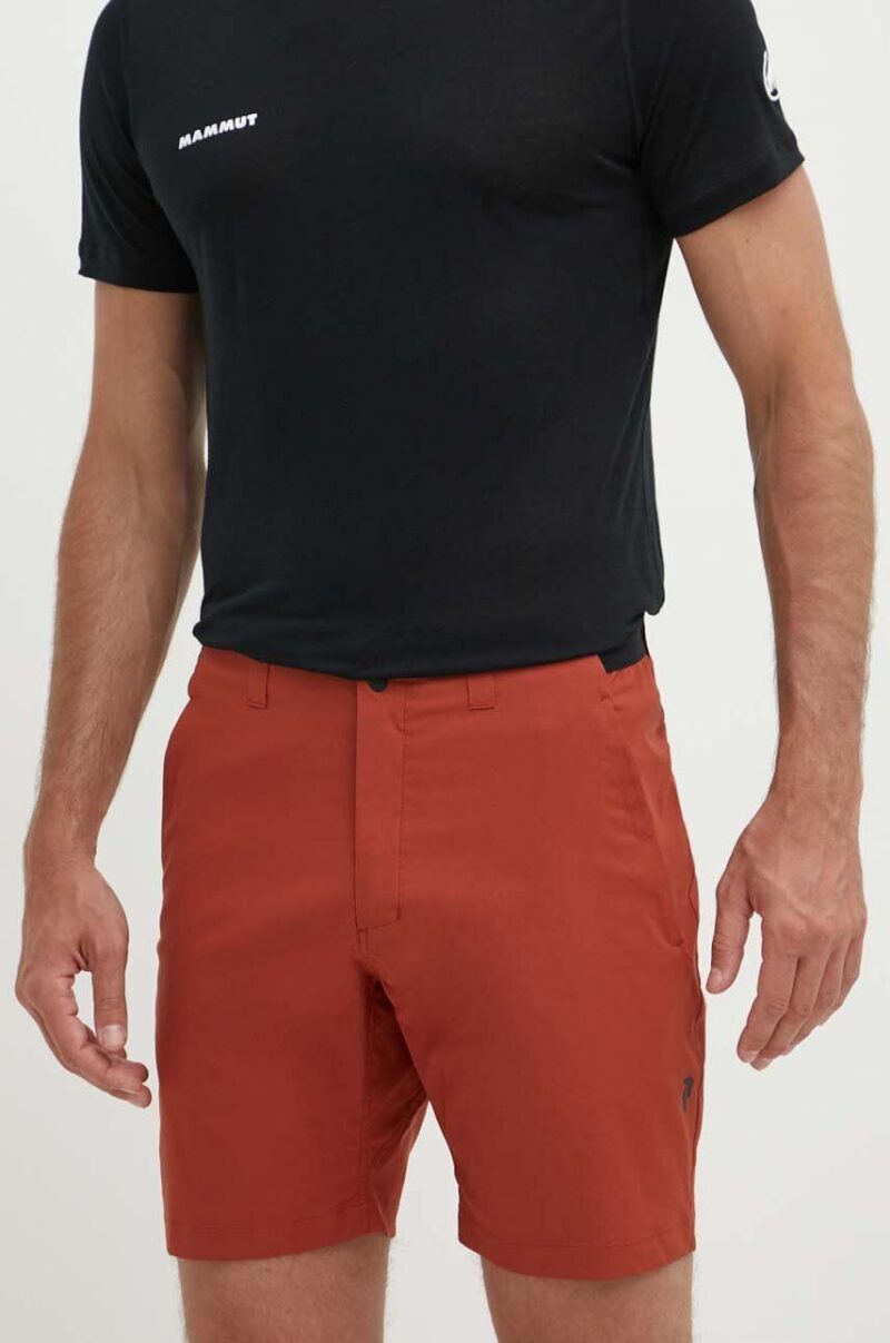 Peak Performance pantaloni scurți outdoor Commuter culoarea maro