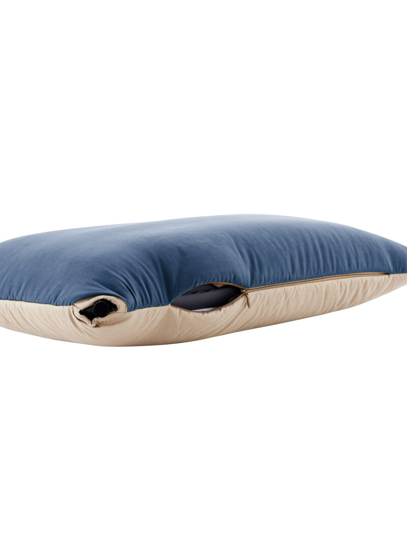 Pernă de voiaj Outwell Conqueror Pillow - blue preţ