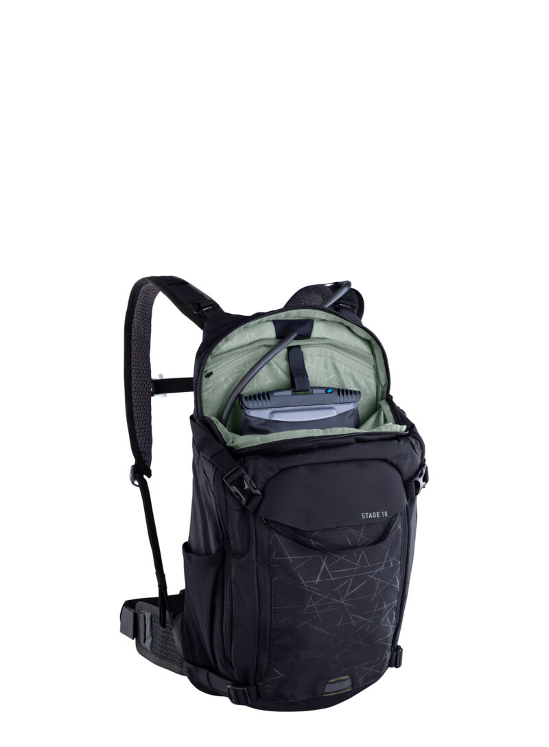 Preţ Rucsac ciclism Evoc Stage 18 - black