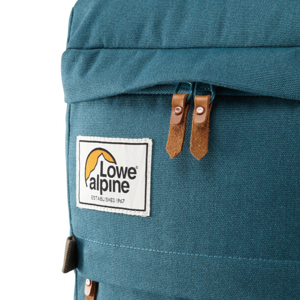 Preţ Rucsac de oras Lowe Alpine Pioneer 26 - mallard blue