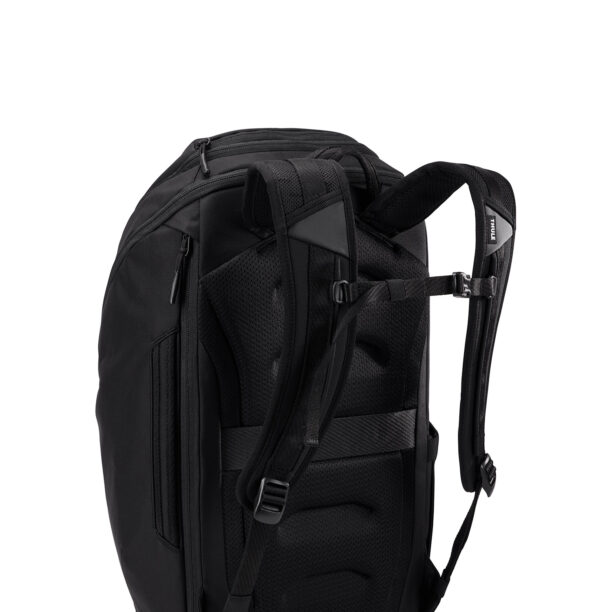 Rucsac de oras Thule Chasm Backpack 26 L - black/black preţ