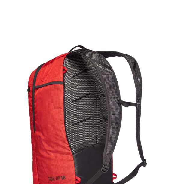 Rucsac drumetie Black Diamond Trail Zip 18 - hyper red preţ