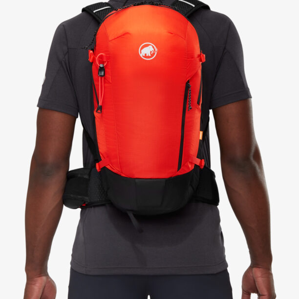 Cumpăra Rucsac drumetie Mammut Lithium 20  - hot red/black