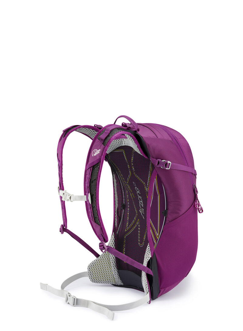 Rucsac drumetie cu plasa Lowe Alpine AirZone Active 18 - grape preţ