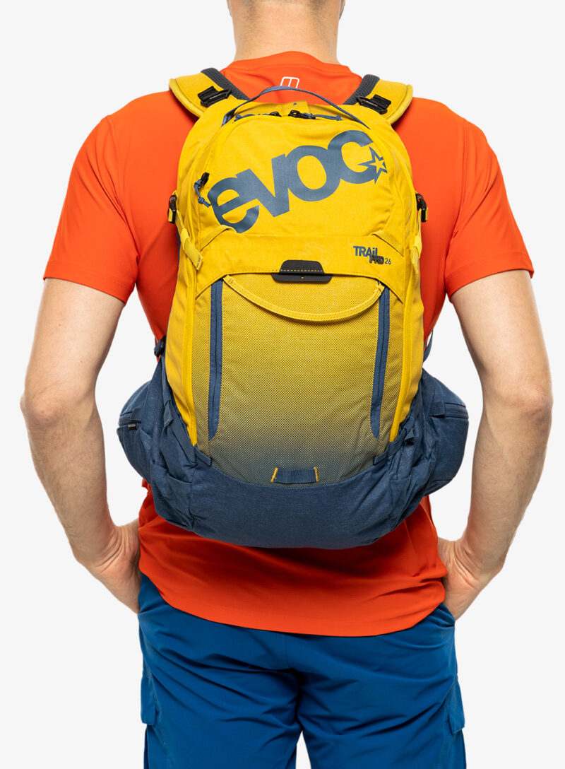 Rucsac enduro Evoc Trail Pro 26 - curry/denim preţ