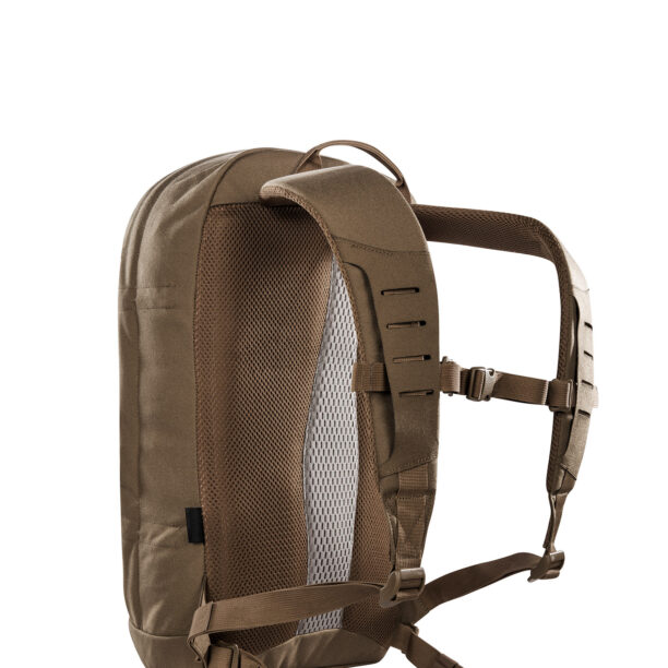 Rucsac laptop Tasmanian Tiger Urban Tac Pack 22 - coyote brown preţ