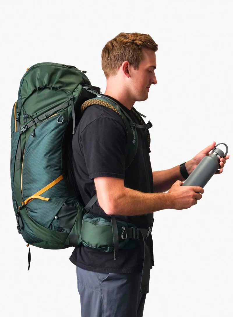 Preţ Rucsac trekking Gregory Katmai 65 - oxide green