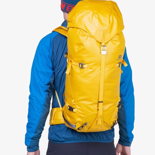 Rucsac trekking Mountain Equipment Fang 42+ - sulphur preţ