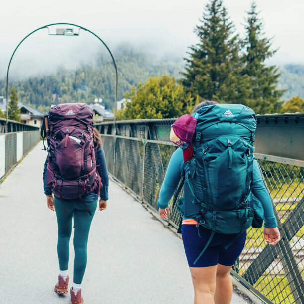 Cumpăra Rucsac trekking femei Gregory Deva 70 - emerald green